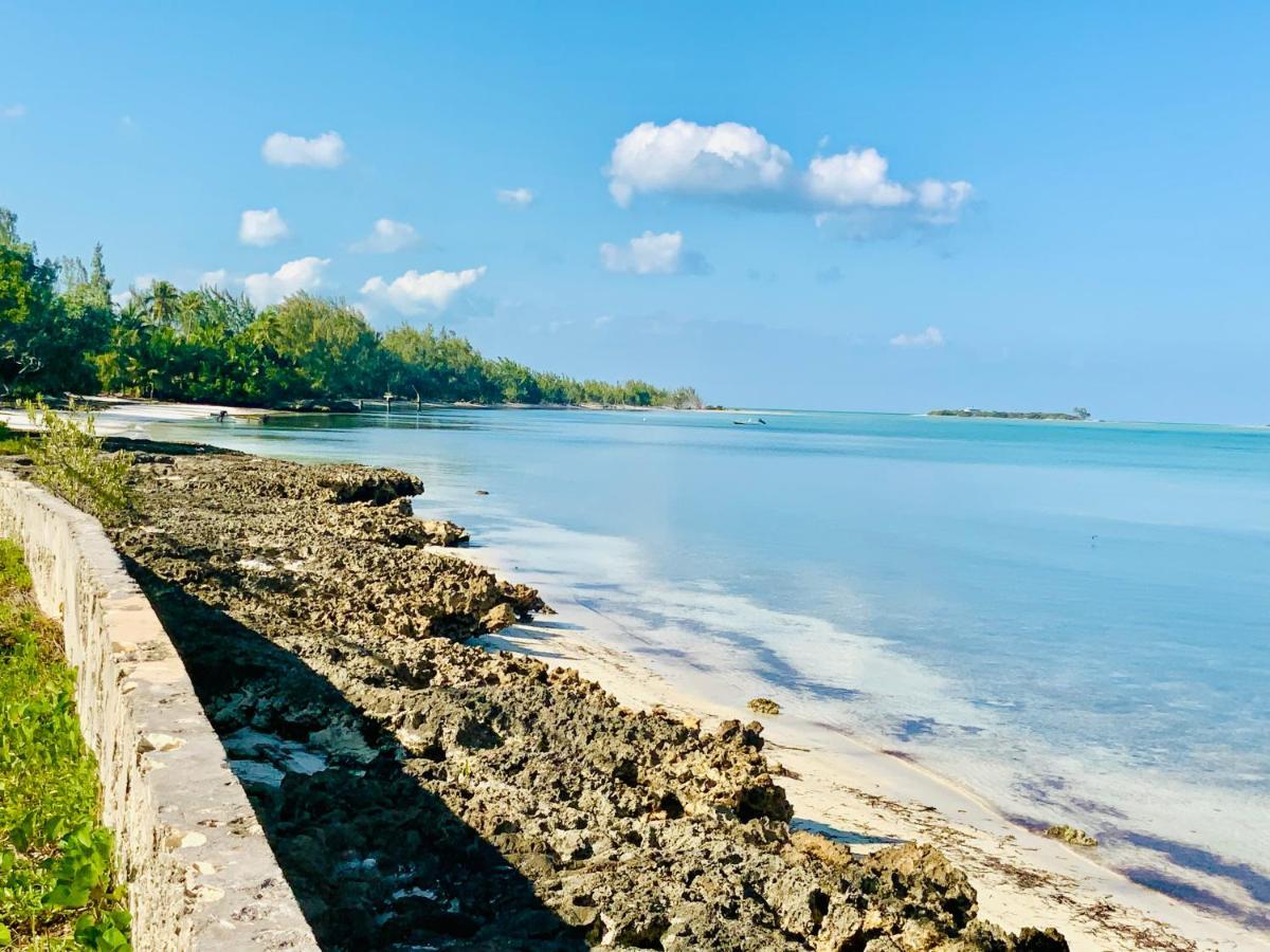 Готель The Cay House Mangrove Cay Екстер'єр фото